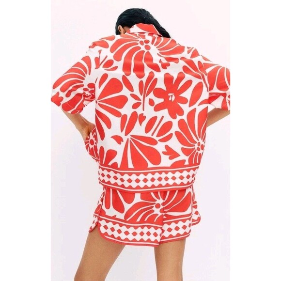 HM Red White Floral Pattern Loose Fit Short Sleeve Twill Top Drawstring Shorts L - Picture 2 of 11